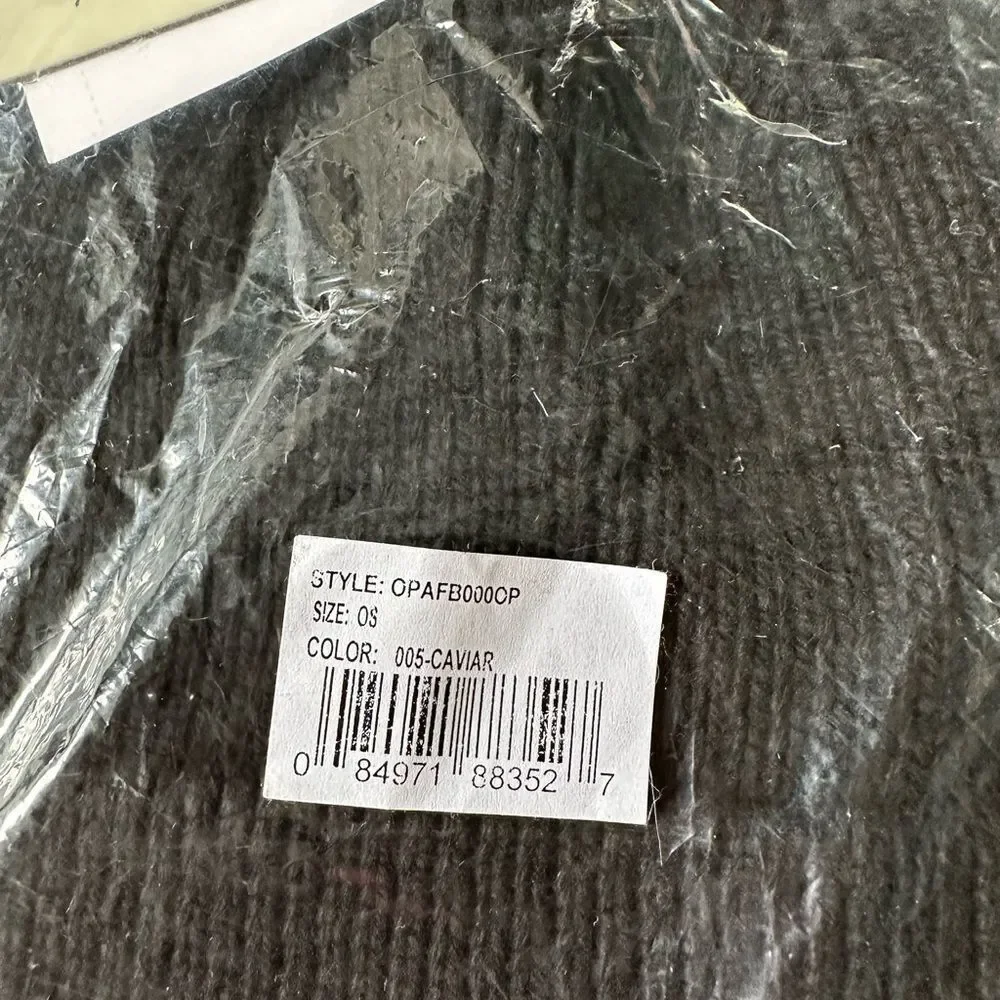 PENGUIN RECYCLED POLYESTER BEANIE‎ SIZE OS IN CAVIAR/BLACK NWT and in packaging